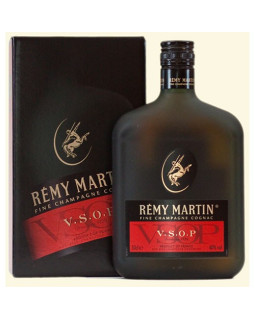 Remy Martin V.S.O.P. 0.5л Remy Martin V.S.O.P. 0.5л